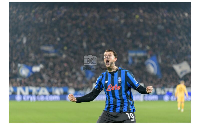 Lazar Samardzic de la Atalanta BC celebreaza un gol in meciul Atalanta – Borussia Dortmund pe stadionul New Balance Arena din Bergamo, Italia, 25 februarie 2026