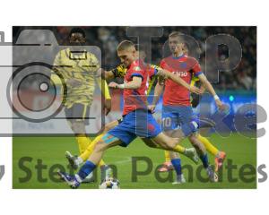 Daniel Birligea de la FCSB suteaza in timpul meciului cu FC Metaloglobus Bucuresti din SuperLiga pe Arena Nationala din Bucuresti